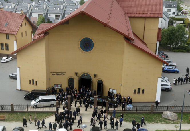 Ostatnie pożegnanie kpt. Andrzeja Gawrona