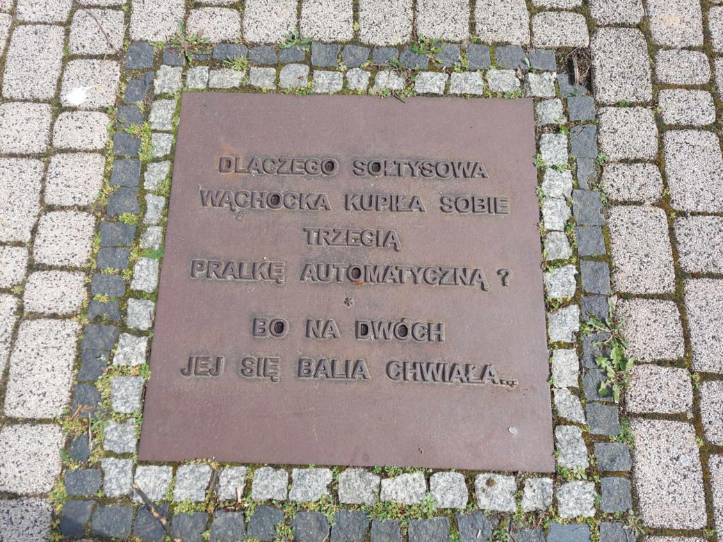 Aleja Humoru w Wąchocku
