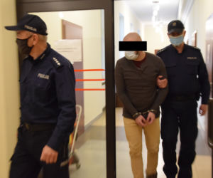 16-latek zgwałcony w opuszczonym internacie w Pustkowie-Osiedlu. Ruszył proces [ZDJĘCIA]