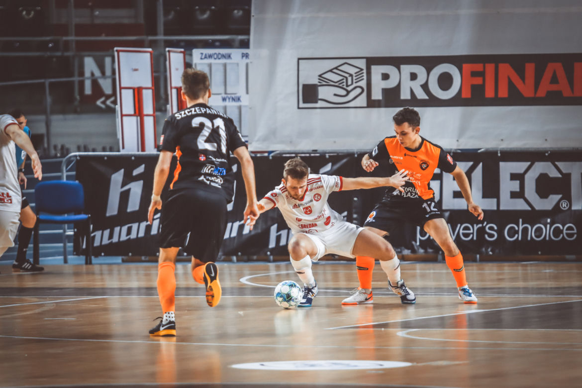 FC Toruń - Fit-Morning Gredar Futsal Brzeg 4:3, zdjęcia z Areny Toruń