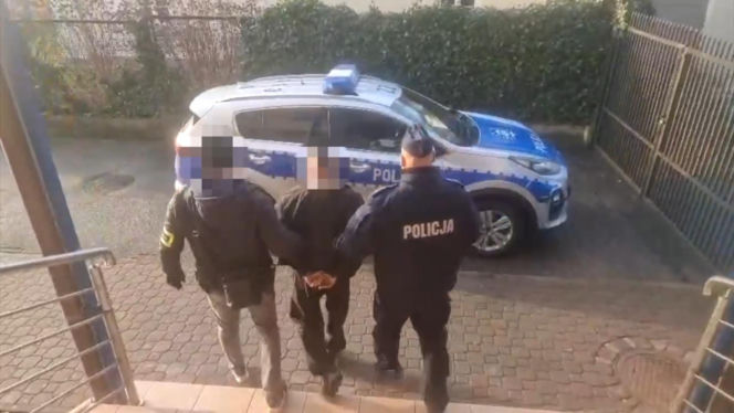 Sześć zakazów, mefedron i dachowanie w rowie. To nie opis filmu, to pościg za audi!