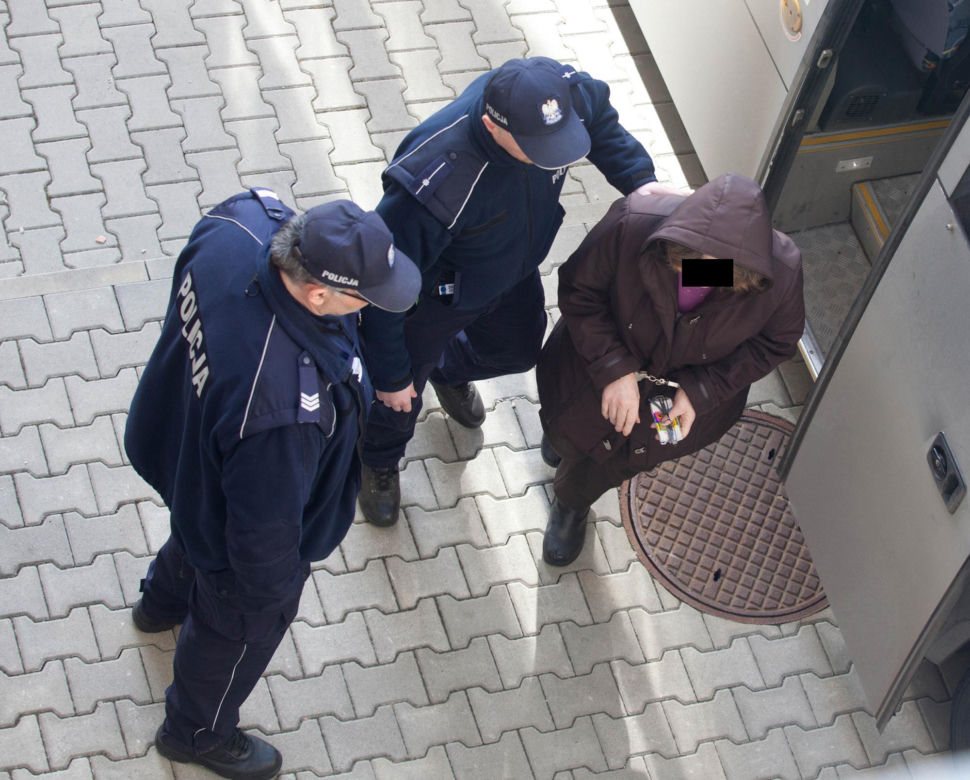 Głodzili dzieci, bili i gwałcili. Horror w rodzinie zastępczej