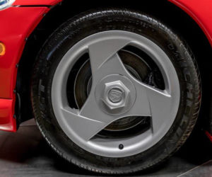 Dodge Viper z przebiegiem 34 mil