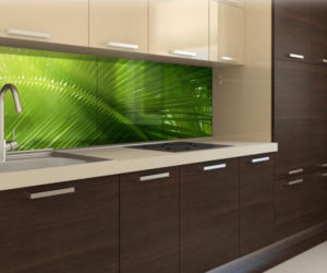 Kuchenne panele ścienne: szklane, laminowane, PCW i akrylowe – właściwości i montaż