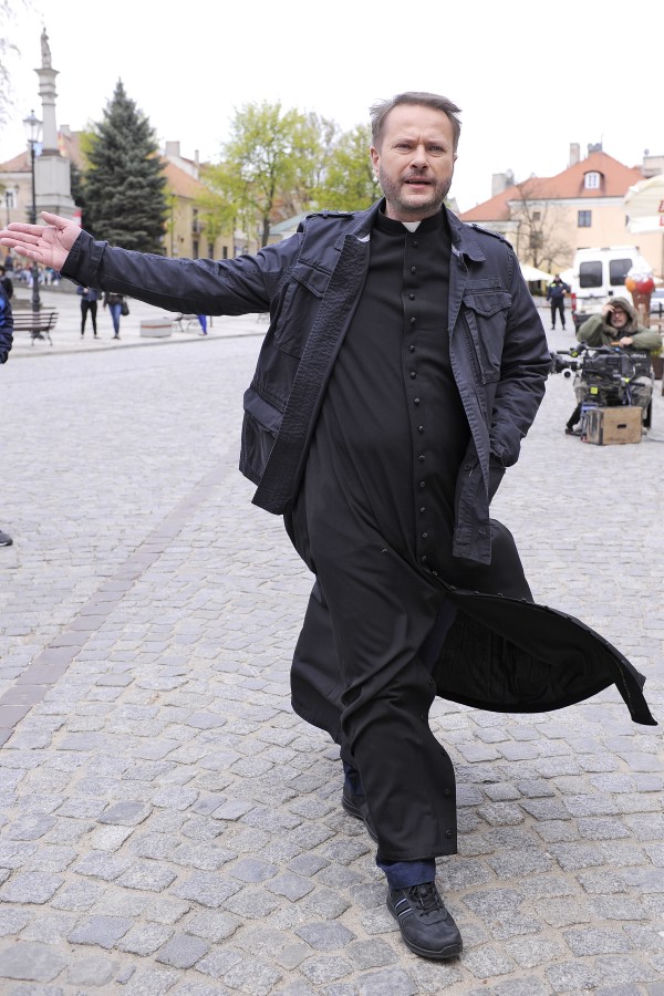 "Ojciec Mateusz" zarobił 10 milionów. Artur Żmijewski