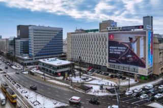 Obecnie plac przy Cepelii wygląda tak