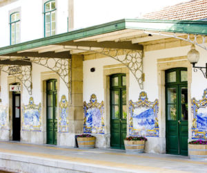 Płytki azulejo w budynkach użyteczności publicznej