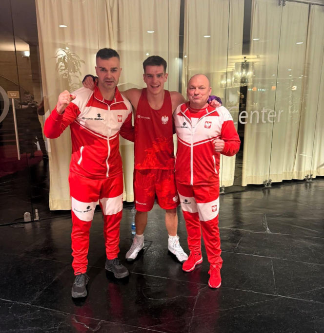 Utalentowany bokser z Torunia Borys Płachta przywiózł medal z Czarnogóry