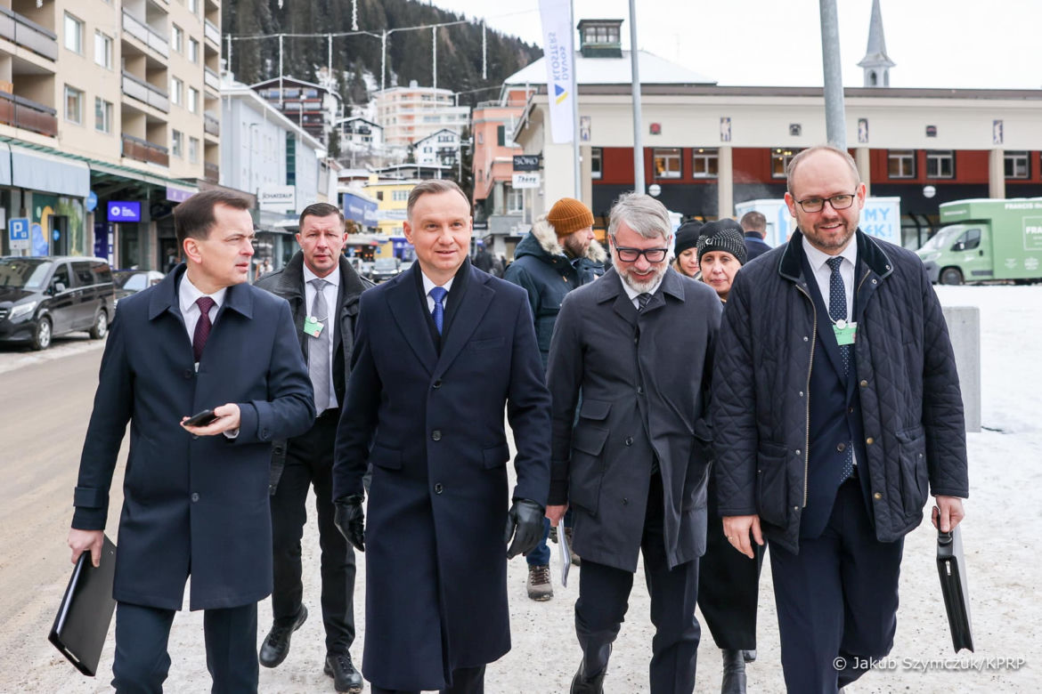 Andrzej Duda rządzi w Davos