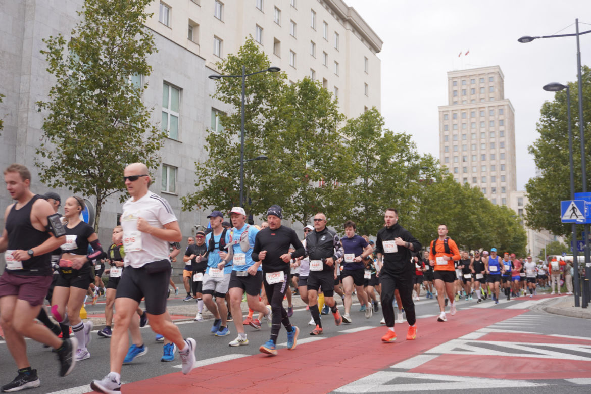 Uczestnicy Maratonu Warszawskiego 2025