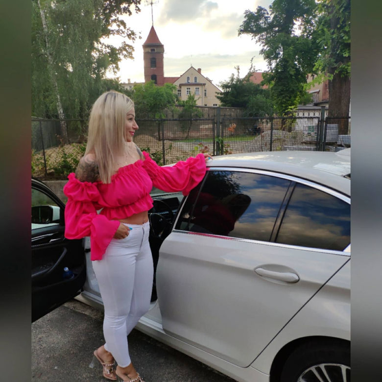 Sandra Fajdek, żona Pawła Fajdka. 