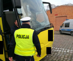Kontrole autokarów podczas ferii zimowych