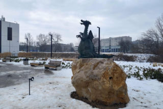 W Krakowie, jest drugi Smok Wawelski! Przez lata niszczał w zapomnieniu, teraz ma nowe życie