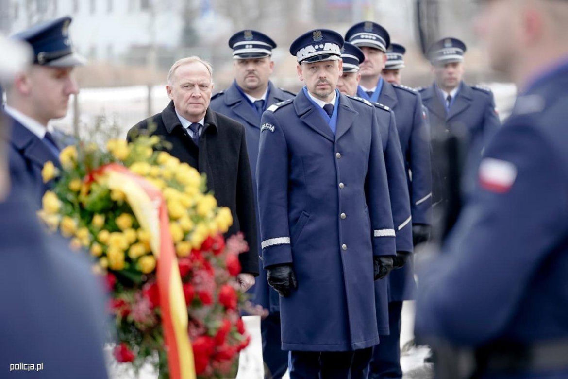 Policjant zainterweniował na urlopie i zginął. Andrzej Struj śmiertelnie dźgnięty nożem. "To był szok"
