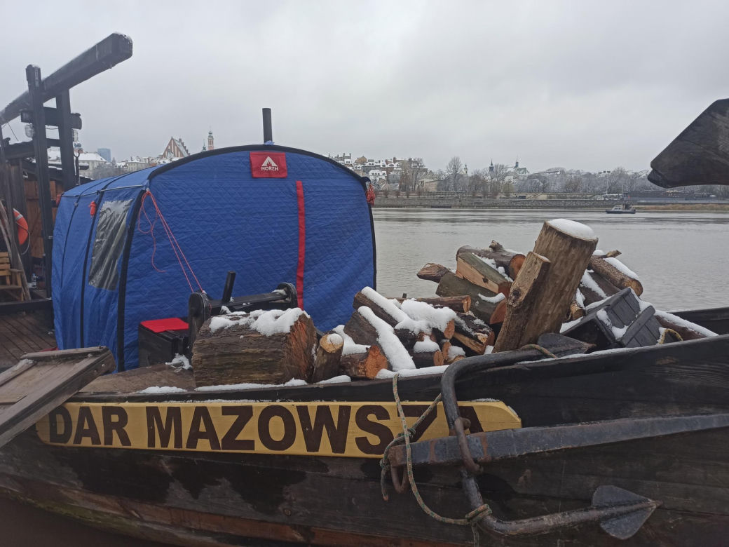 Warszawa morsuje! Gdzie i jak wchodzić do lodowatej wody? 