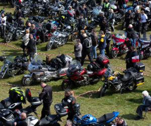Jasna Góra: Pielgrzymka w środku pandemii. Motocykliści rozpoczęli sezon