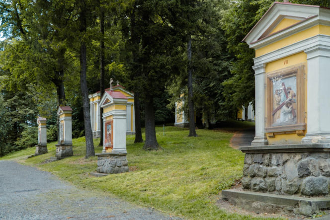 Stacje starej drogi krzyżowej