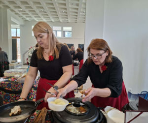 Starachowice tętnią tradycją! Trwa pierwszy Festiwal Kół Gospodyń i Gospodarzy Wiejskich „Lokalne pasje”