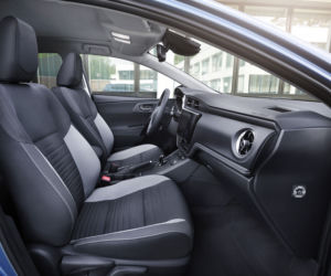 2015 Toyota Auris facelifting