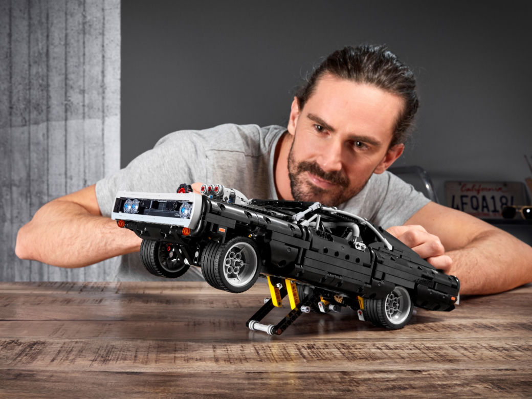 Dodge Charger z filmu Fast And Furious / zestaw LEGO Technic
