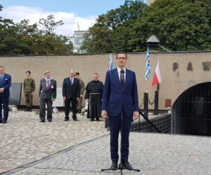 Premier Mateusz Morawiecki na obchodach Narodowego Dnia Pamięci Ofiar Niemieckich Nazistowskich Obozów Koncentracyjnych i Obozów Zagłady