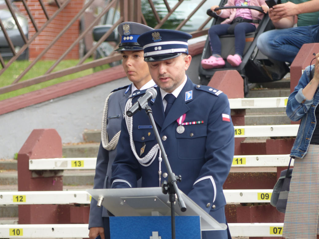 Awanse i odznaczenia