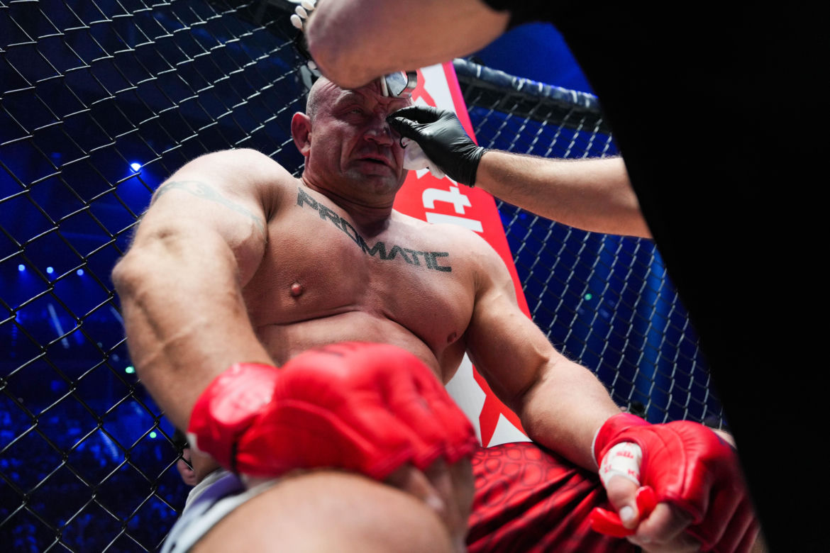 Mariusz Pudzianowski vs Eddie Hall