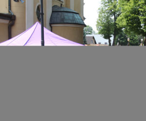 OSTATNIE POŻEGNANIE HENRYKA LOSKI MĘŻA KRYSTYNY LOSKI I OJCA GRAŻYNY TORBICKIEJ.