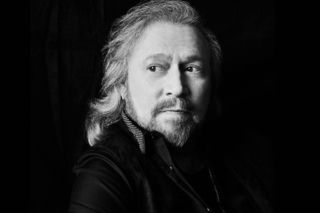 Barry Gibb nie żyje?! Przedstawiciele legendy zespołu Bee Gees ucinają spekulacje