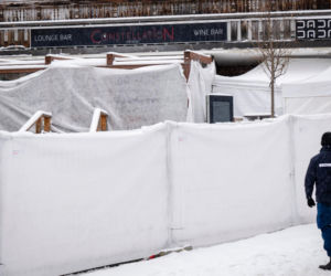 Szokująca decyzja sądu po pożarze w Szwajcarii! Nie żyje 40 osób, on chodzi wolno