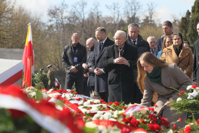 Kaczyński uczcił pamięć ofiar katastrofy smoleńskiej