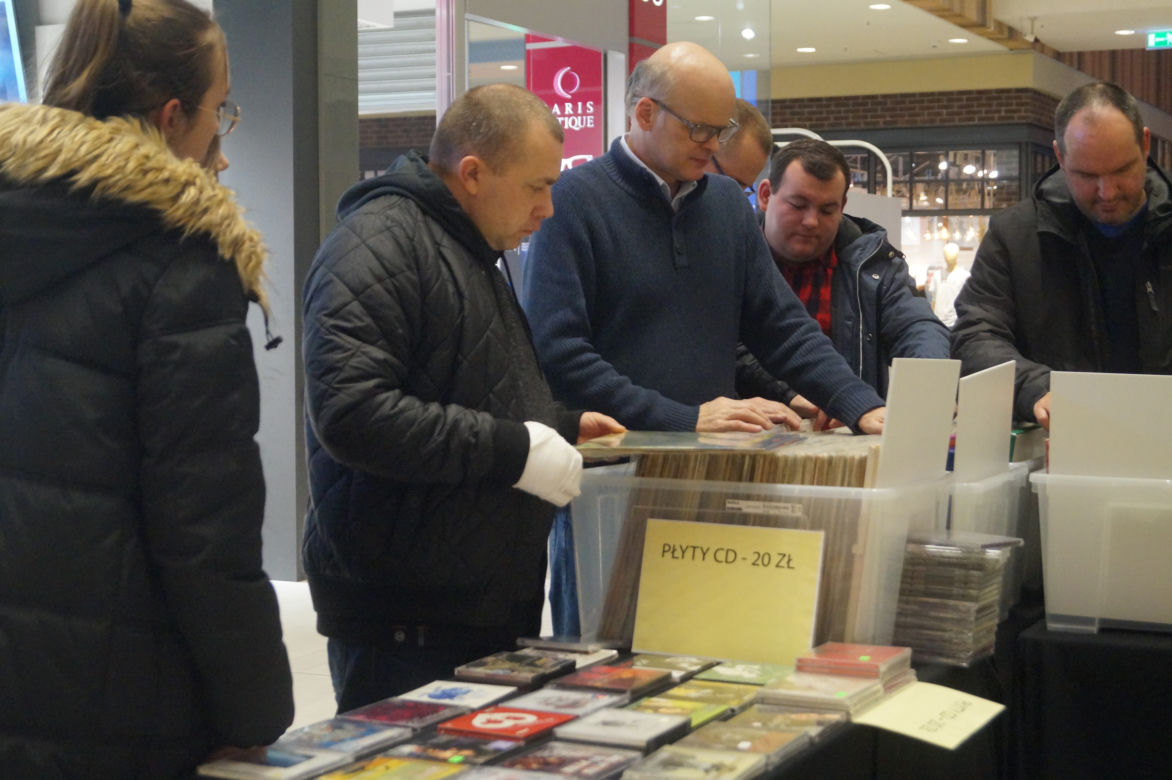 Kiermasz płytowy w bydgoskich Zielonych Arkadach [ZDJĘCIA]