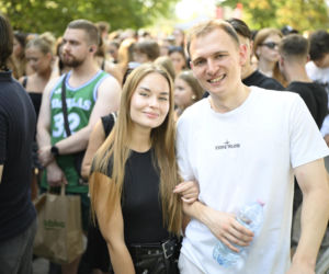 Drugi koncert The Weeknd w Warszawie. Najwierniejsi fani nie przestraszyli się morderczego upału. Znajdź się na zdjęciach