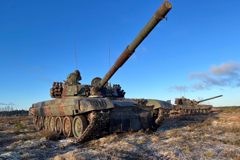 Czołgi PT-91 Twardy na poligonie