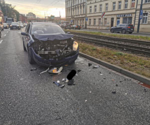 Wypadek na ulicy Jagiellońskiej w Bydgoszczy. Zderzyły się trzy auta!
