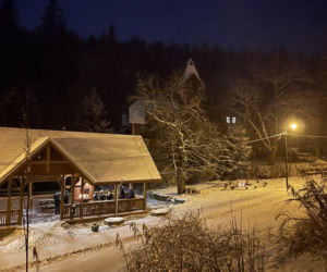 Zapomnij o Zakopanem! Ta wieś na Dolnym Śląsku zimą zamienia się w bajkową krainę