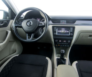 Skoda Rapid Spaceback potrafi być rodzinna