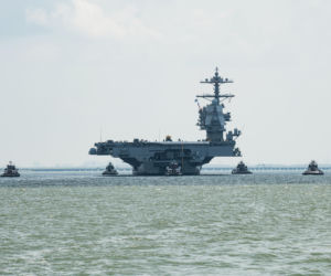 Lotniskowiec John F. Kennedy (CVN-79) na próbach morskich. Kiedy wejdzie do służby?