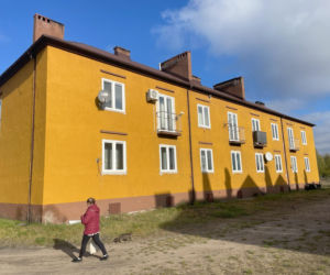 Dramat 67-letniej pani Basi. W mieszkaniu ma 14 stopni, ogrzewa się kuchenką gazową!