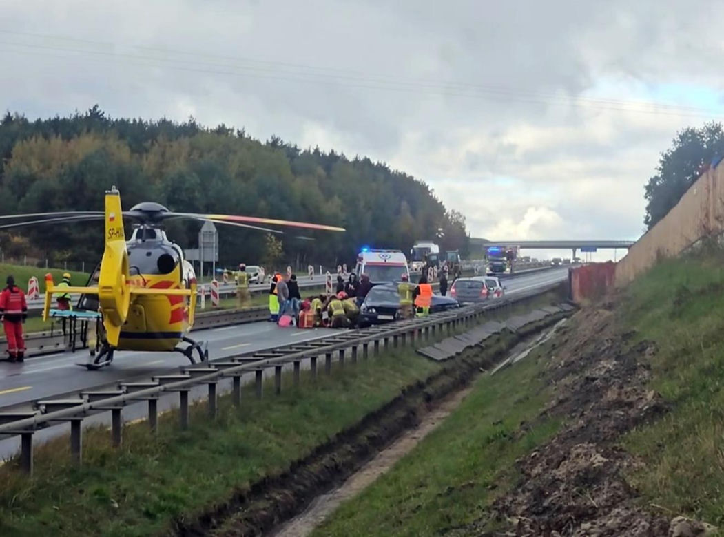 Wypadek na autostradzie A4. Kobieta zmarła w szpitalu