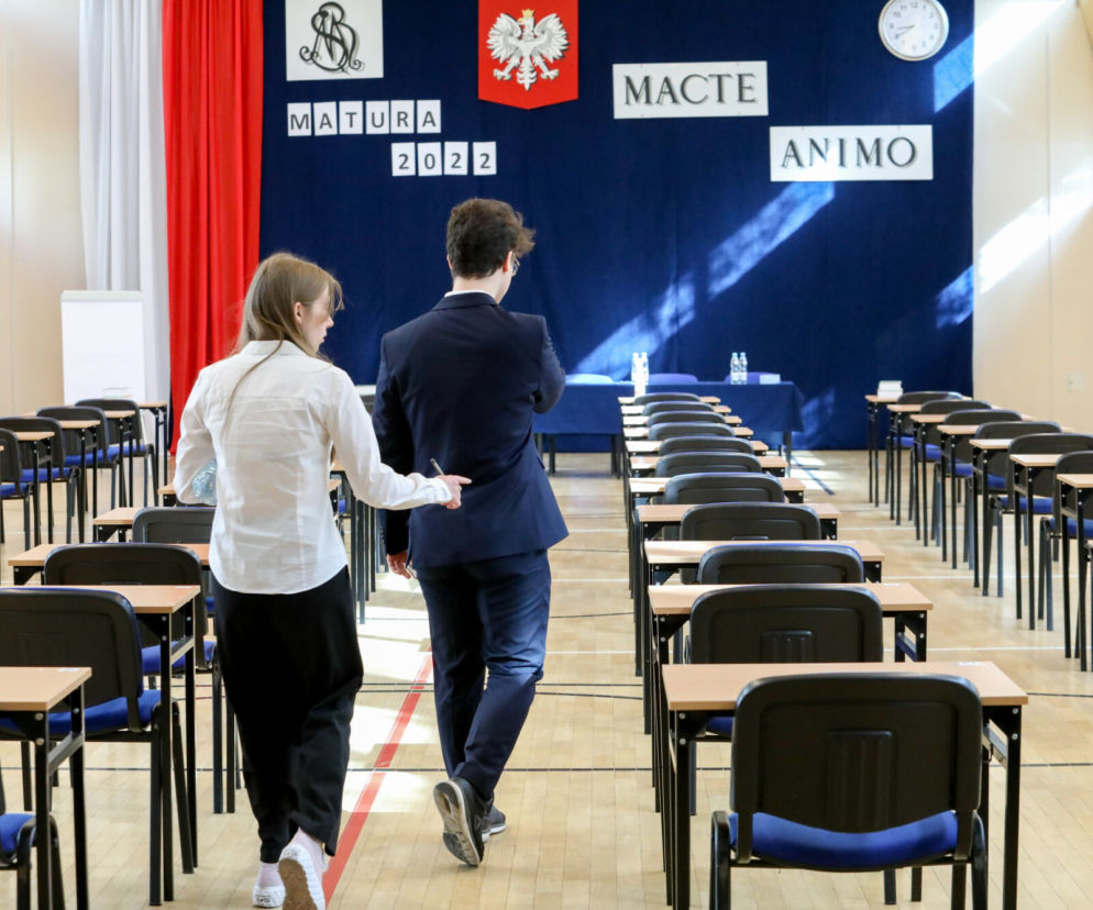 Matura matematyka 2022: PRZECIEKI za darmo dostępne? 'Arkusze CKE wyciekły'