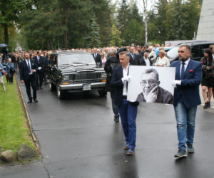 Gwiazdy na pogrzebie Grzegorza Miecugowa