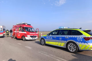 Jedna osoba zginęła na miejscu, a kierowca trafił do szpitala