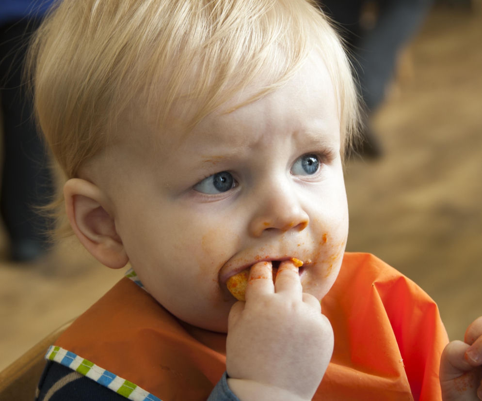 Dziecko nagle odrzuca ulubione danie? Zmuszanie to najgorszy pomysł