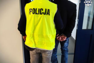 Mężczyzna strzelał do ptaków na osiedlu Syberka w Będzinie