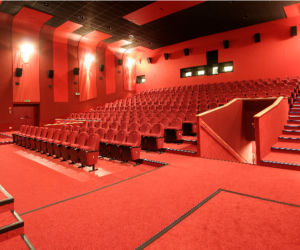 Dolnośląskie Centrum Filmowe: zobacz Kino Warszawa po remoncie