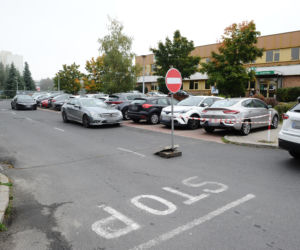 Parkingowy chaos pod szpitalem onkologicznym