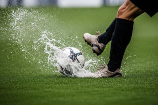 Lech Poznań - Raków Częstochowa. Cztery gole w jednej połowie i remis, który zwiastuje drugą odsłonę?