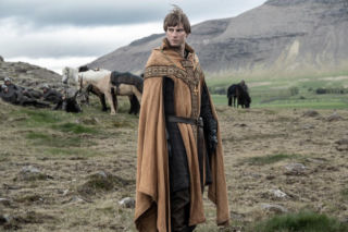 Epicka opowieść o władzy, ambicji i cenie korony. „Król i zdobywca” zmierza do streamingu