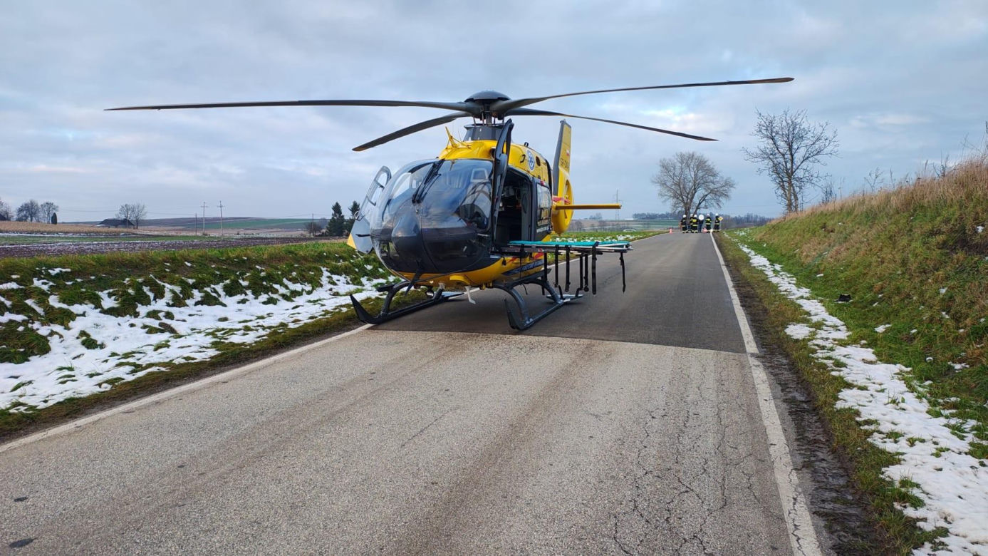 Tragedia pod Krakowem. Nie żyje 11-letnie dziecko potrącone przez auto dostawcze